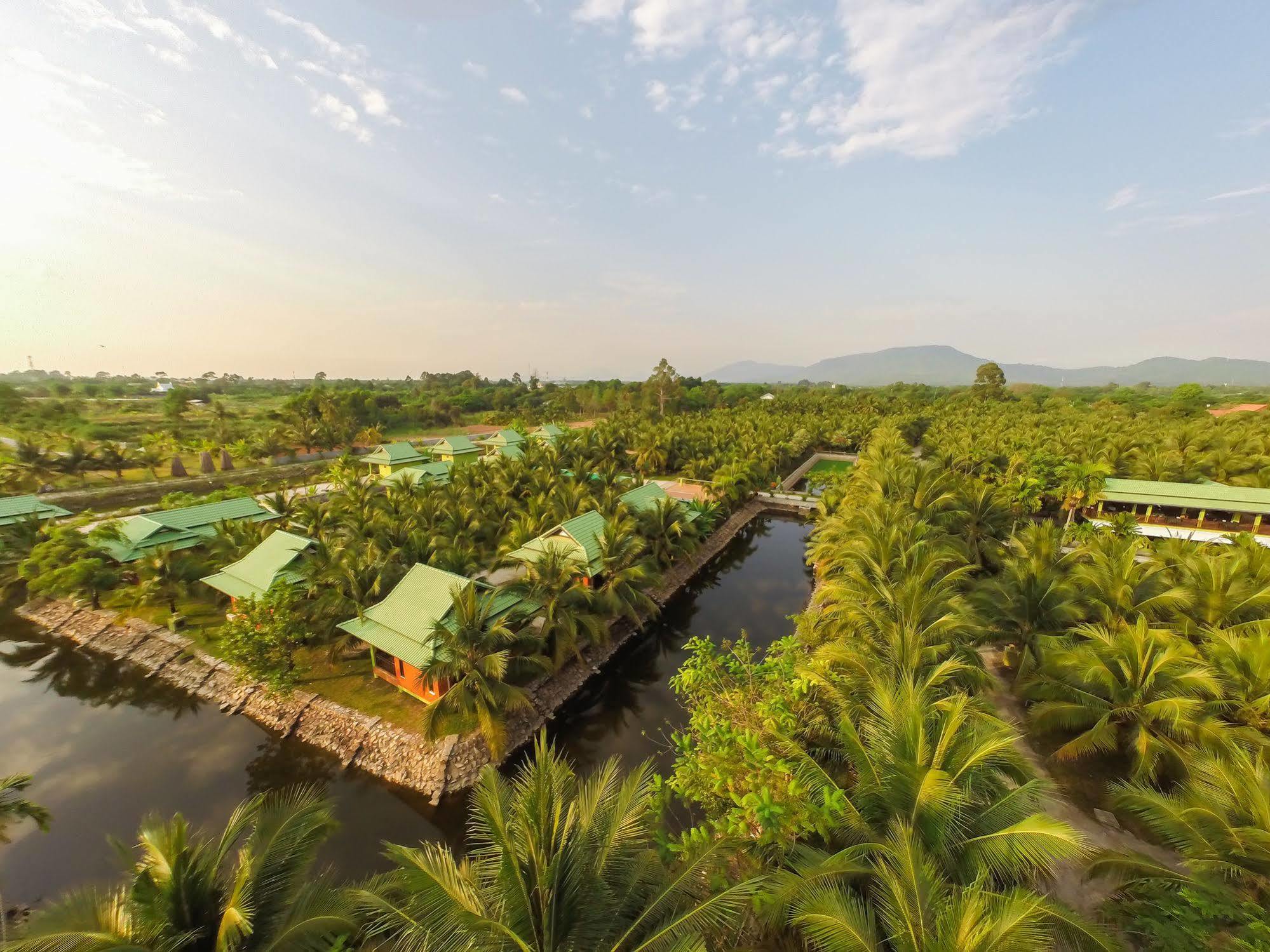 Coconut Resort Rayong Exterior photo