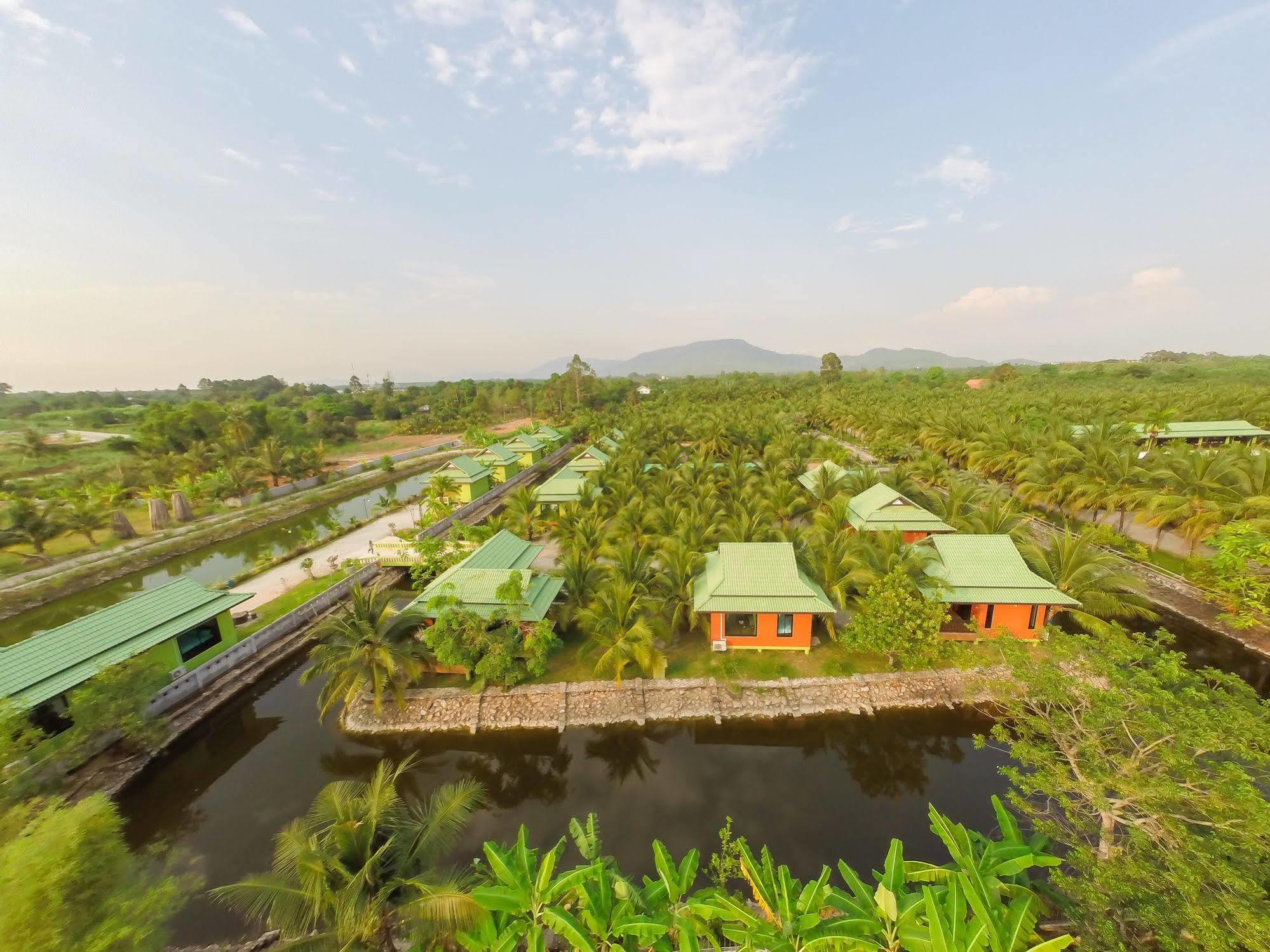 Coconut Resort Rayong Exterior photo